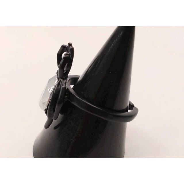 【フリーサイズ】ミニスパイダー　リング　指輪　ブラック　くも　クモ　蜘蛛 メンズのアクセサリー(リング(指輪))の商品写真