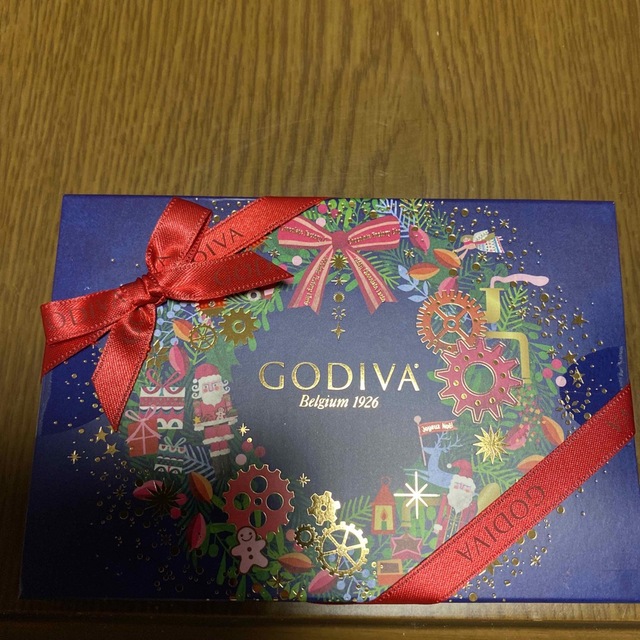 GODIVA(ゴディバ)の【未開封】GODIVA クリスマスファクトリーカレアソートメント（6枚入） 食品/飲料/酒の食品(菓子/デザート)の商品写真