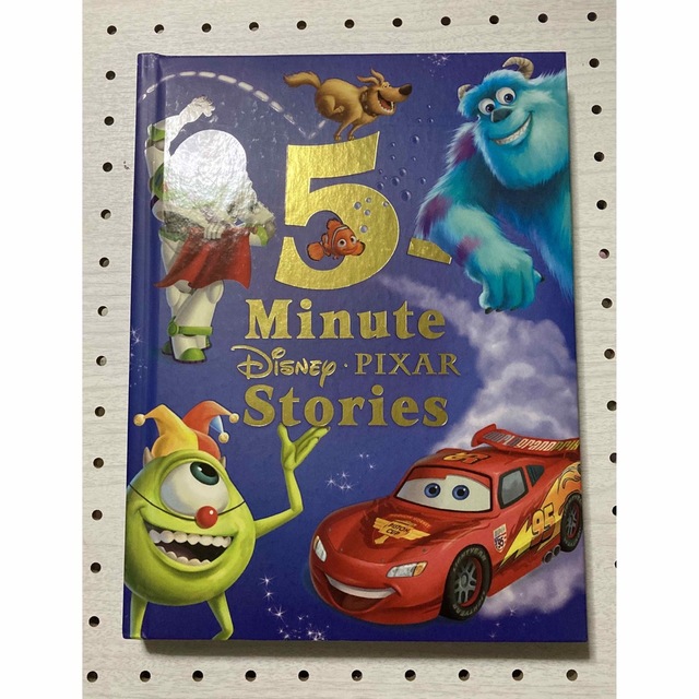 Disney(ディズニー)の【美品】Disney Pixar　5 minute stories　英語　絵本 エンタメ/ホビーの本(洋書)の商品写真