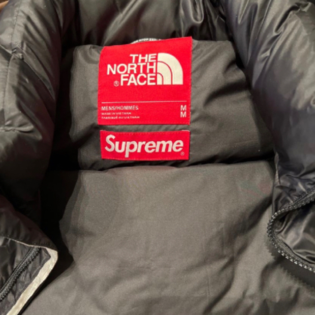 SUPREME TNF White Paper Print 紙ヌプシ　M