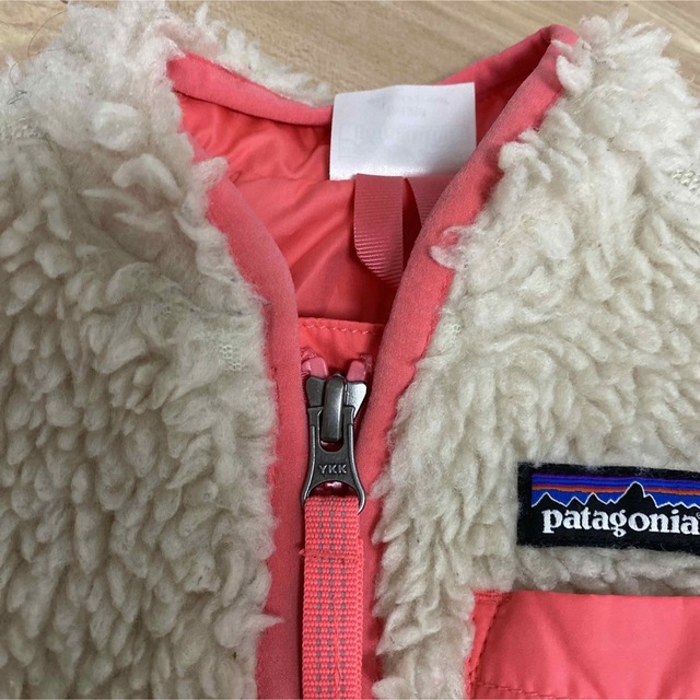 patagonia(パタゴニア)のPatagonia パタゴニア　ボア　ジャンパー　アウター　コート　70 キッズ/ベビー/マタニティのベビー服(~85cm)(ジャケット/コート)の商品写真