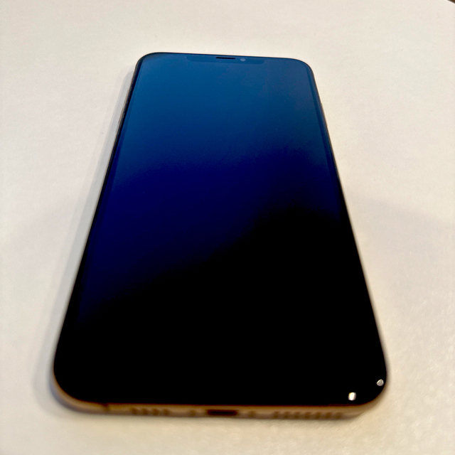 iPhone(アイフォーン)のiPhone xsmax 256GB SIMフリー ゴールド 保護フィルム付き スマホ/家電/カメラのスマートフォン/携帯電話(スマートフォン本体)の商品写真