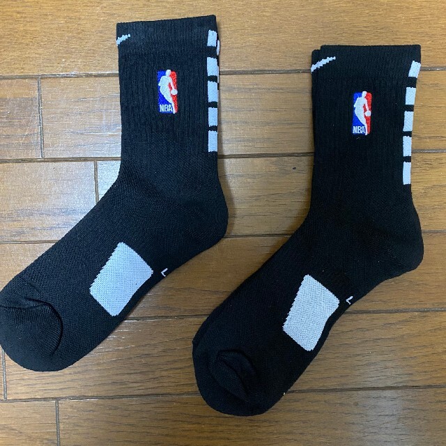 ナイキ　NIKE NBA バスケットボール ソックスメンズフリーサイズ2点セット メンズのレッグウェア(ソックス)の商品写真