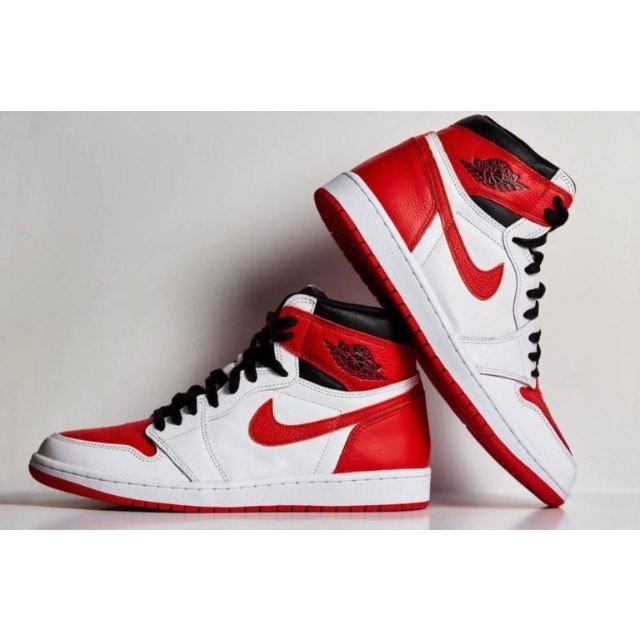 NIKE Air Jordan 1 Retro High Heritage