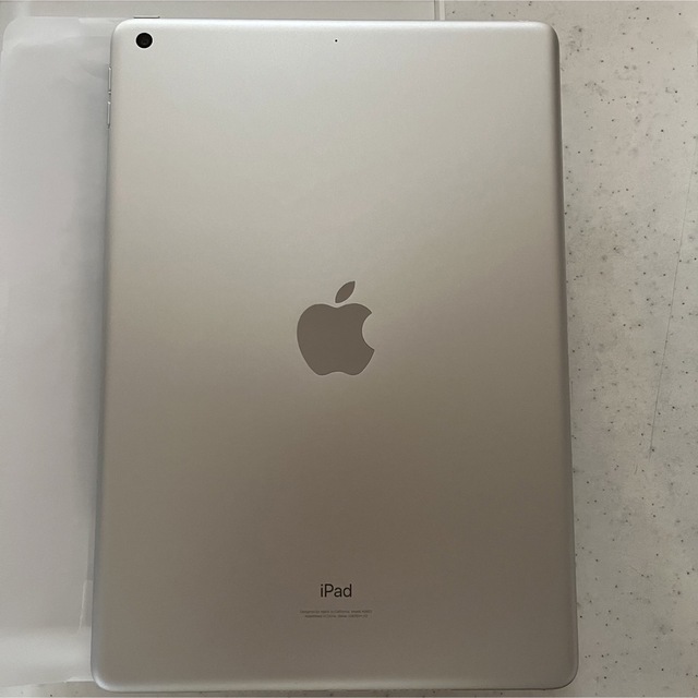 iPad  第9世代　64GB  シルバー 2