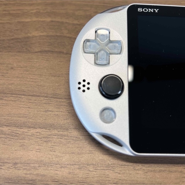 PlayStation Vita(プレイステーションヴィータ)の★2個セット★ PlayStation Vita シルバー、アクアブルー エンタメ/ホビーのゲームソフト/ゲーム機本体(携帯用ゲーム機本体)の商品写真