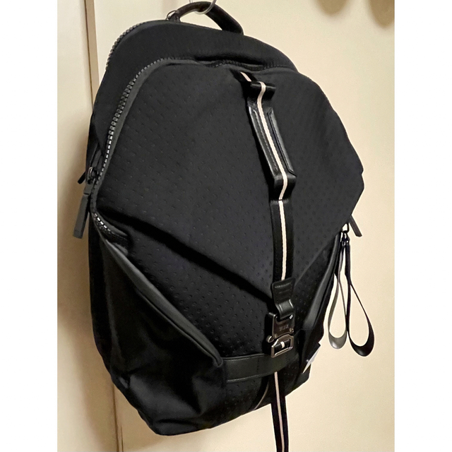 TUMI - 【未使用】TUMI「フィンチ」バックパック最新ドット柄の通販 by