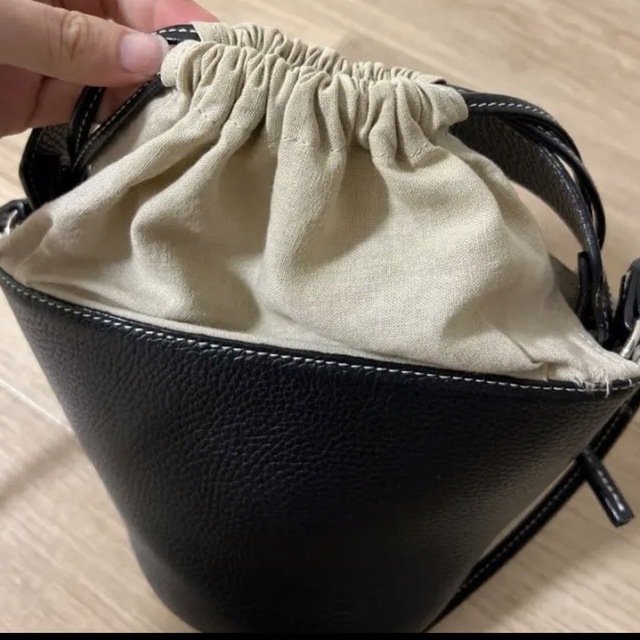 期間限定セール早い者勝ち！ayako bag pottery bag black レディースのバッグ(ショルダーバッグ)の商品写真