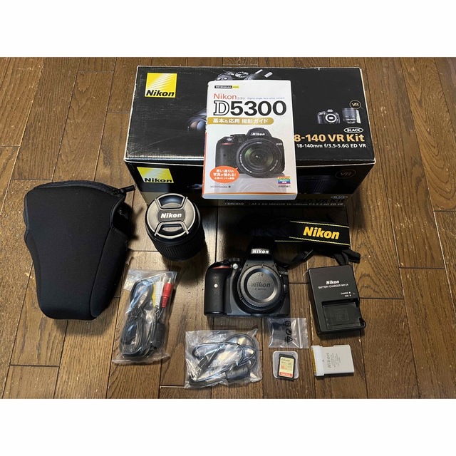 Nikon D5300 18mm-140mm VR レンズキット BLACK 憧れ 17850円