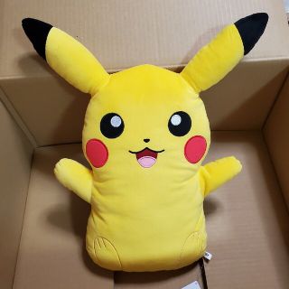 ポケモン(ポケモン)のめちゃでかピカチュウぬいぐるみクッション(ぬいぐるみ)