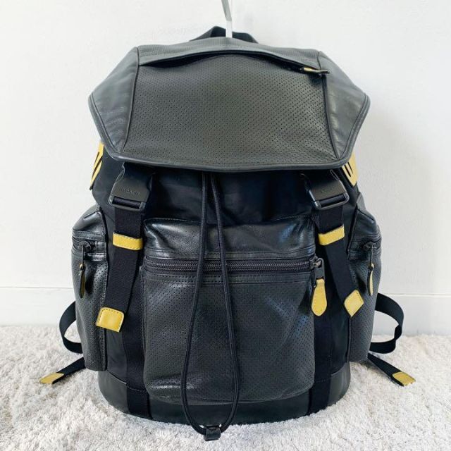 安価 COACH レザー バックパック リュック パンチング ブラック