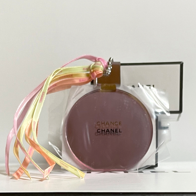 希少！CHANEL チャンス 香水瓶型 チャーム 1個
