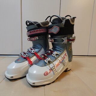 ガルモント(GARMONT)のgarmont　スキーブーツ　NOVA　25.0cm(ブーツ)
