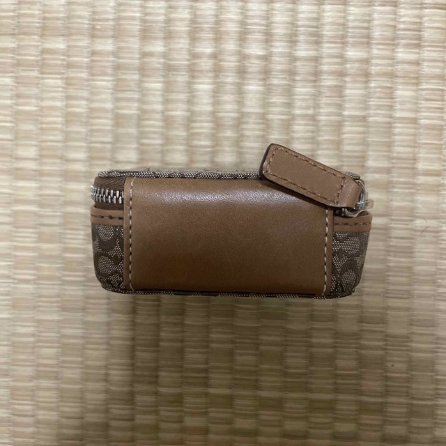 COACH(コーチ)のCOACH☆お薬ポーチ レディースのファッション小物(ポーチ)の商品写真