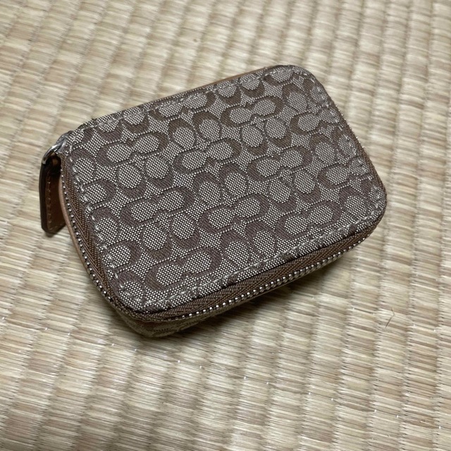 COACH(コーチ)のCOACH☆お薬ポーチ レディースのファッション小物(ポーチ)の商品写真