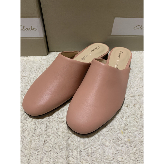 Clarks(クラークス)の【新品】Clarks pure blush ピュアブラッシュ　ミュールパンプス レディースの靴/シューズ(ミュール)の商品写真