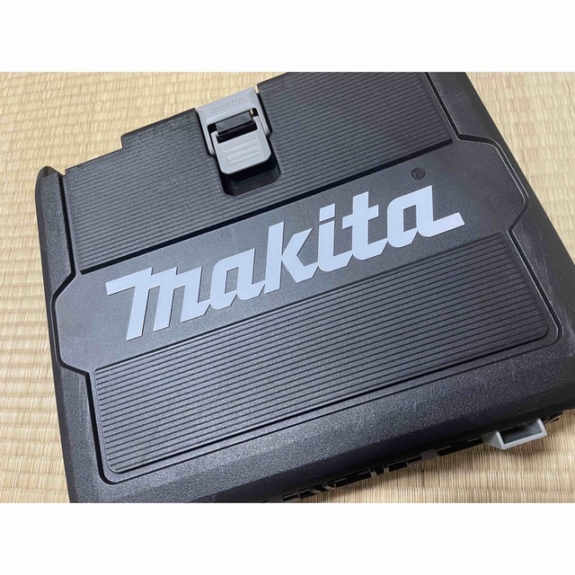 マキタ新品 インパクトドライバー 新品バッテリー2個付き www ...