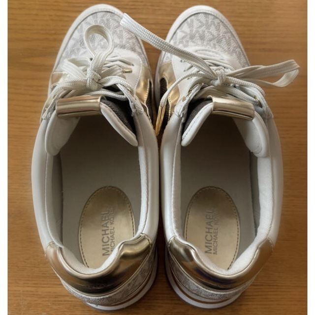 Michael Kors(マイケルコース)のMICHEAL KORS✨ 24.5 レディースの靴/シューズ(スニーカー)の商品写真