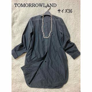 トゥモローランド(TOMORROWLAND)のTOMORROWLAND トゥモローランド　デザインシャツ　黒　S(シャツ/ブラウス(長袖/七分))