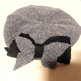 ジュジュ(joujou)のJoujou made in Italy リボン付き　ベレー帽　新品未使用(ハンチング/ベレー帽)