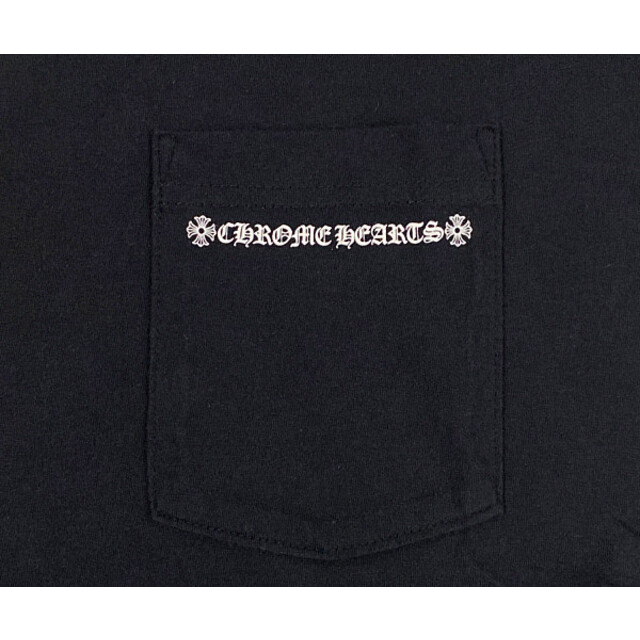 Chrome Hearts(クロムハーツ)のCHROME HEARTS クロムハーツ 背面 セメタリー クロス ポケット付き 半袖Ｔシャツ
 コットン 黒 L 正規品 / 29774【中古】 メンズのトップス(Tシャツ/カットソー(半袖/袖なし))の商品写真