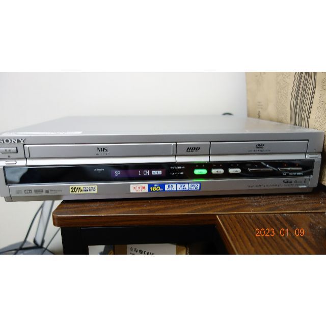 SONYスゴ録ダビング機能付きHDD搭載 VHSビデオ一体型DVDレコーダー | フリマアプリ ラクマ