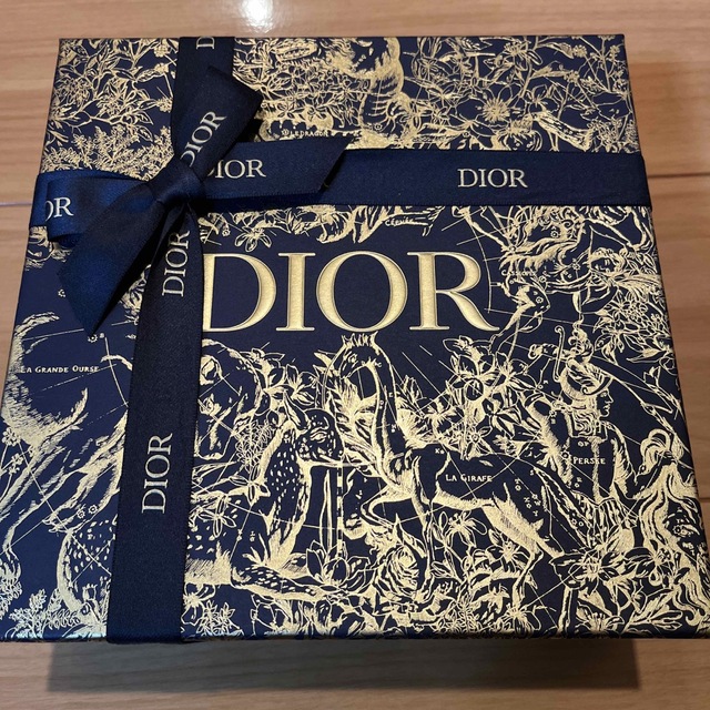 Dior(ディオール)の新品Dior モンテーニュコフレ2022 コスメ/美容のキット/セット(コフレ/メイクアップセット)の商品写真