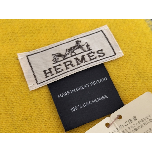 Hermes(エルメス)のHERMES Hエコセ レクトヴェルソ マフラー カシミヤ ブルー イエロー レディースのファッション小物(その他)の商品写真