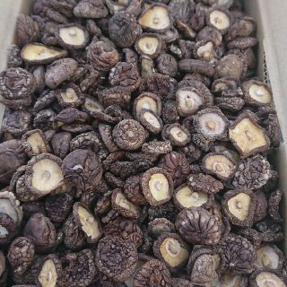 駒形農産のちび干し椎茸500g程度(乾物)