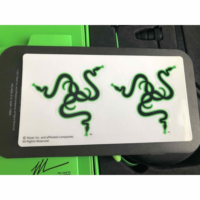 Razer(レイザー)の【ジャンク品】Razer Hammerhead Pro V2 ゲーミングイヤホン スマホ/家電/カメラのオーディオ機器(ヘッドフォン/イヤフォン)の商品写真