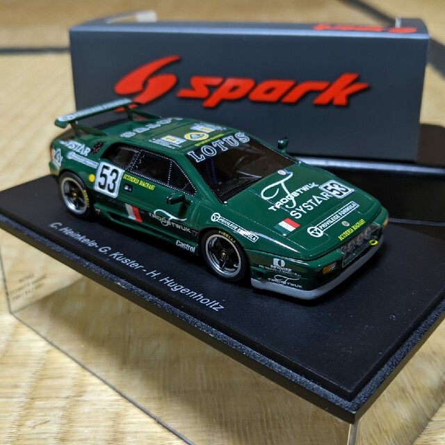 ミニカーSpark、スパーク1/43　ロータスエスプリS300