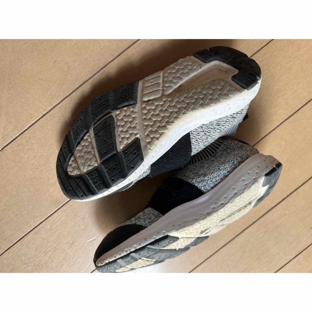 THE NORTH FACE(ザノースフェイス)のキッズスニーカー キッズ/ベビー/マタニティのキッズ靴/シューズ(15cm~)(スニーカー)の商品写真