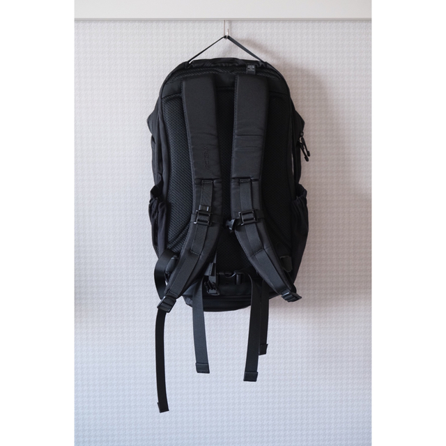 ARC'TERYX(アークテリクス)のアークテリクス　Mantis 26 Backpack ブラック フリーサイズ メンズのバッグ(バッグパック/リュック)の商品写真