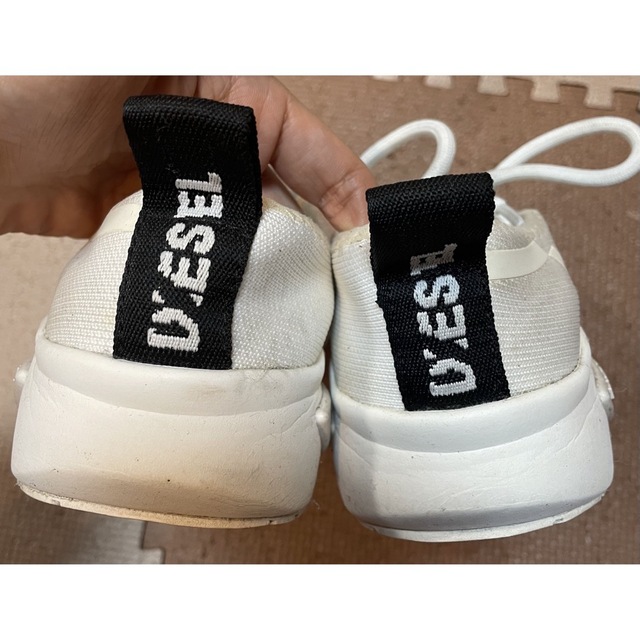DIESEL(ディーゼル)のDIESEL  シンプルスニーカー　23センチ レディースの靴/シューズ(スニーカー)の商品写真
