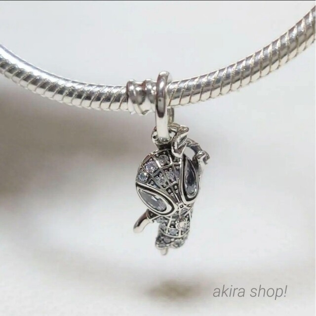 MARVEL(マーベル)の♡Pandora マーベル スパイダーマン シルバーチャーム♪ レディースのアクセサリー(ブレスレット/バングル)の商品写真