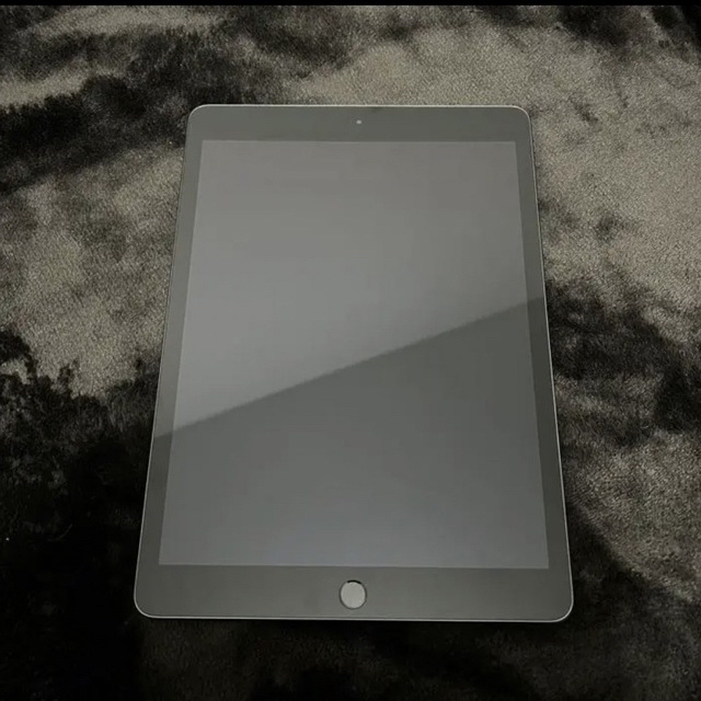 【美品】Apple iPad第7世代