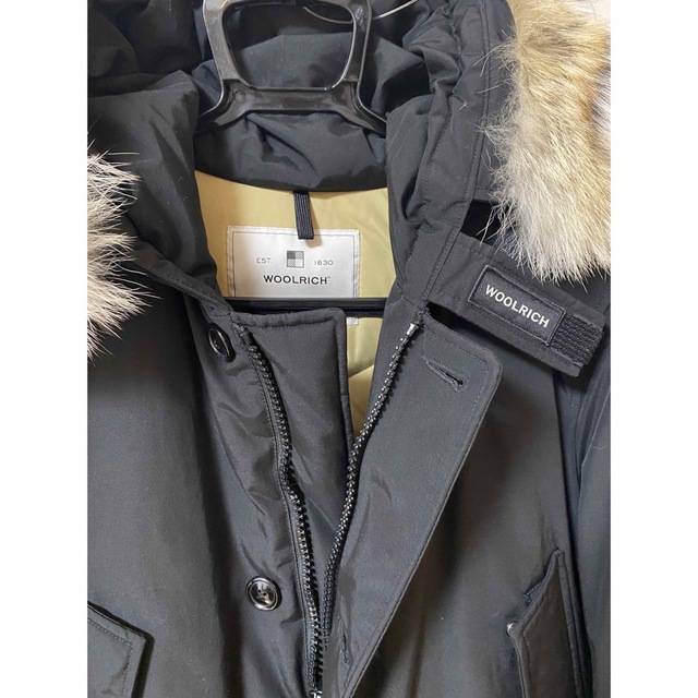 WOOLRICH(ウールリッチ)のウールリッチ ダウンコート 黒 ニューアークティックパーカ M メンズのジャケット/アウター(ダウンジャケット)の商品写真