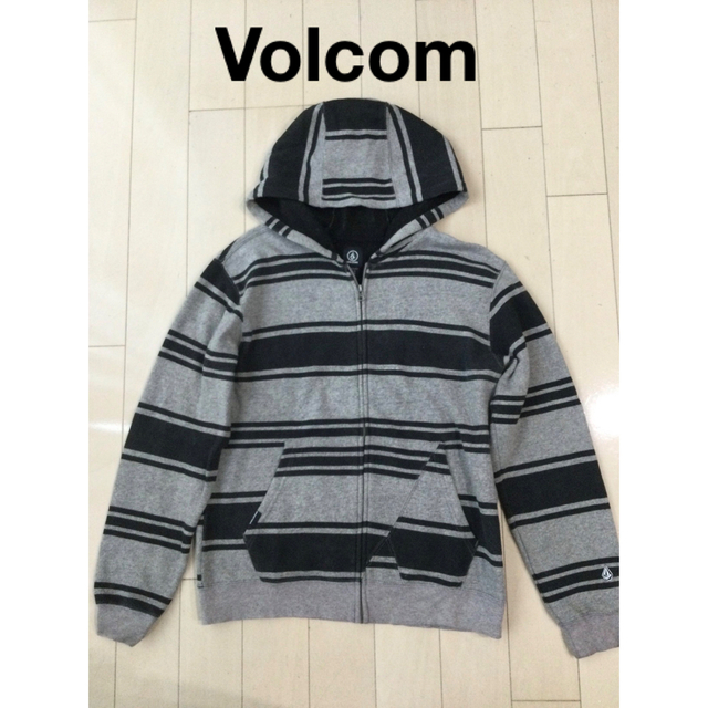 volcom(ボルコム)のVOLCOM ジップアップ　パーカー  キッズXL 160  キッズ/ベビー/マタニティのキッズ服男の子用(90cm~)(ジャケット/上着)の商品写真