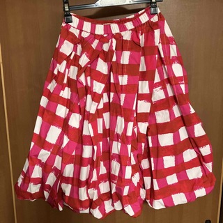 マルニ(Marni)のマルニ×ユニクロUNIQLO バルーンスカート　ピンク×レッド赤　Mサイズ(ひざ丈スカート)