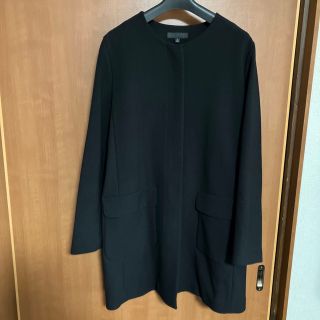 ユニクロ(UNIQLO)のユニクロ　ノーカラーコート　ブラック黒　シンプル(チェスターコート)