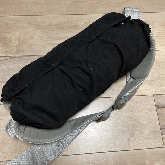 BABYBJORN(ベビービョルン)のベビービョルン  抱っこ紐 one kai air メッシュ ワンカイエアー キッズ/ベビー/マタニティの外出/移動用品(抱っこひも/おんぶひも)の商品写真