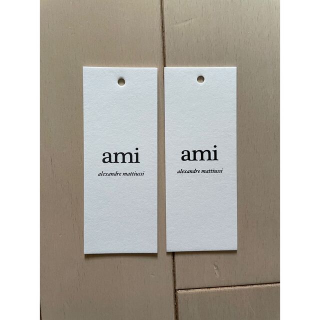 ami(アミ)のAmi☆刺繍ワンポイントロゴ ハート パーカー　フーディー　ユニセックス メンズのトップス(パーカー)の商品写真