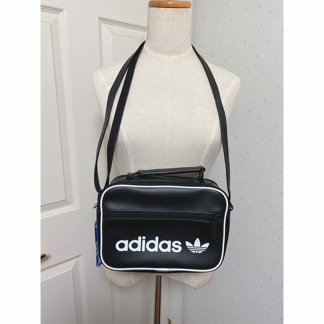 アディダス adidas ショルダーバック 新品 | フリマアプリ ラクマ