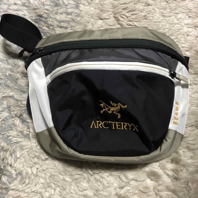 ARC'TERYX(アークテリクス)のARC'TERYX × BEAMS  別注　MANTIS 2    メンズのバッグ(ウエストポーチ)の商品写真