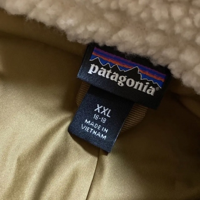 patagonia(パタゴニア)の新品未使用パタゴニアpatagoniaボアジャケット レディースのジャケット/アウター(ブルゾン)の商品写真