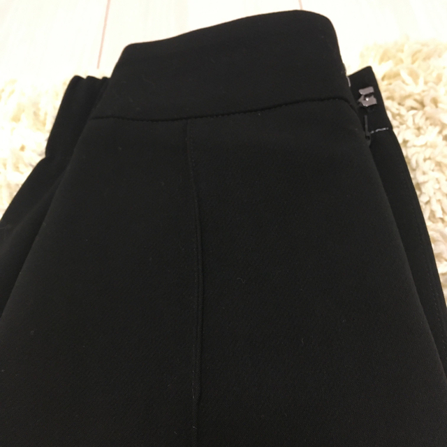 エンフォルド テーパードパンツ シンプルパンツ 美品 エンフォルド テーパードパンツ シンプルパンツ 美品
