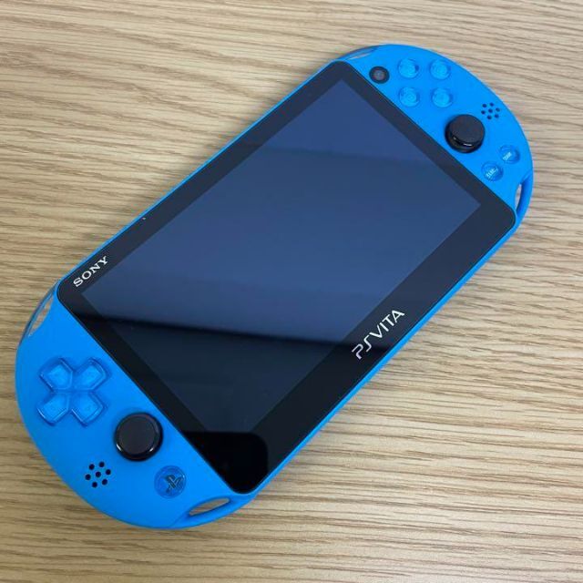 PlayStation®Vita（PCH-2000シリーズ） Wi-Fiモデル - 家庭用ゲーム機本体