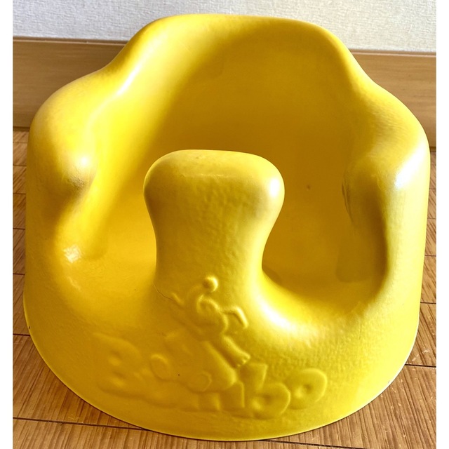 bumbo バンボベビーソファ　イエロー キッズ/ベビー/マタニティの授乳/お食事用品(その他)の商品写真