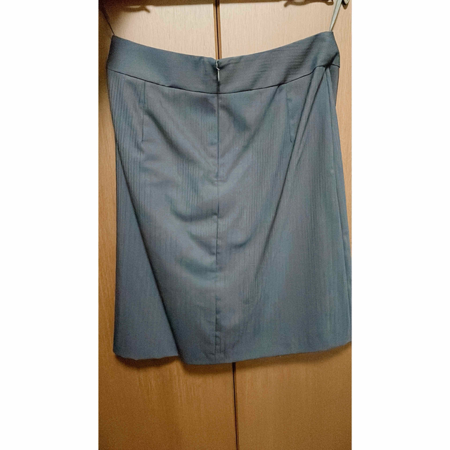 青山(アオヤマ)の青山　スーツ　スカート レディースのスカート(ひざ丈スカート)の商品写真
