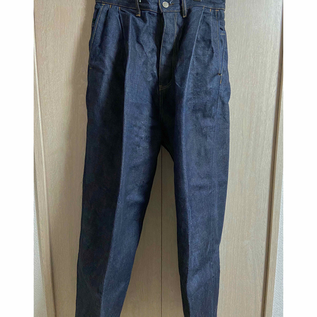 SUNSEA(サンシー)のsublations 2TUCK WIDE DENIM PANTS メンズのパンツ(デニム/ジーンズ)の商品写真